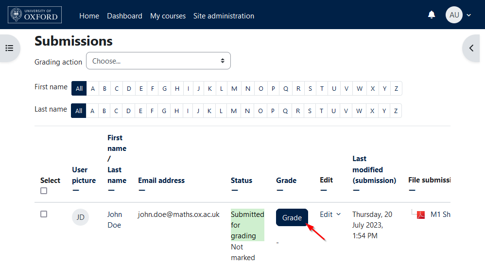 Screenshot showing the list of submissions, with an arrow pointing to the "Grade" button