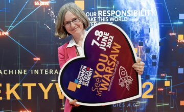 Image of Jagoda with the prize