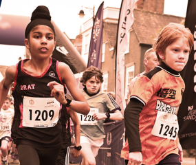 Photo of young runners Photo of young runners