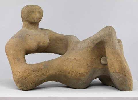 Henry Moore - Recumbent Figure