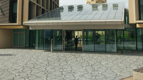 Front of Andrew Wiles Building, Mathematical Institute, ©OUImages/Ian Wallman