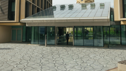 Front of Andrew Wiles Building, Mathematical Institute, ©OUImages/Ian Wallman