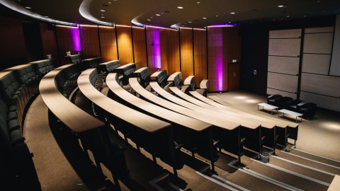 lecture theatre mood lighting